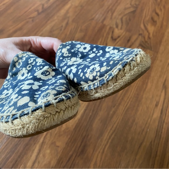Tory Burch size 7 espadrilles - Picture 4 of 14